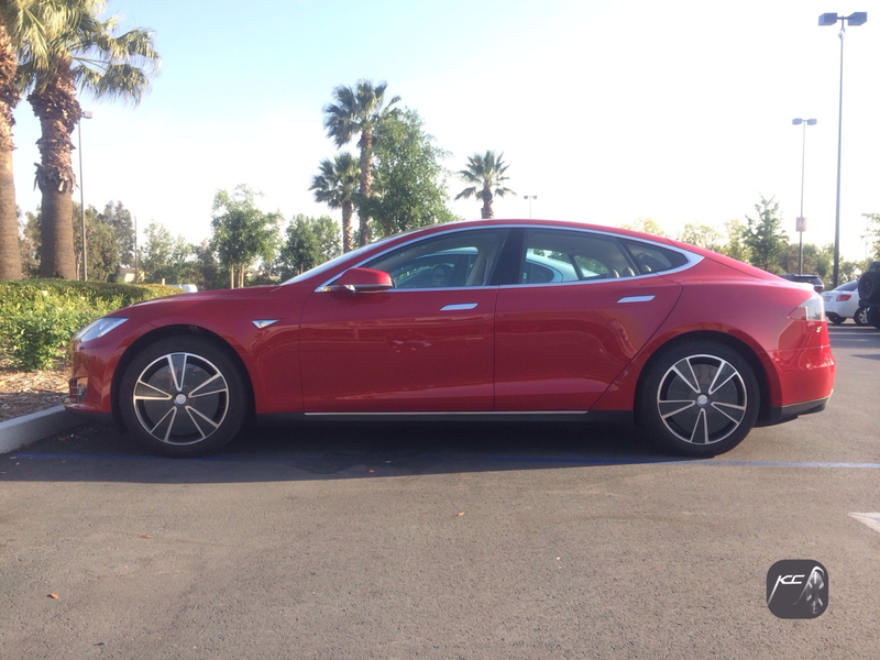 Illustration for article titled Things that you didn't know existed: Model S Aero Wheels